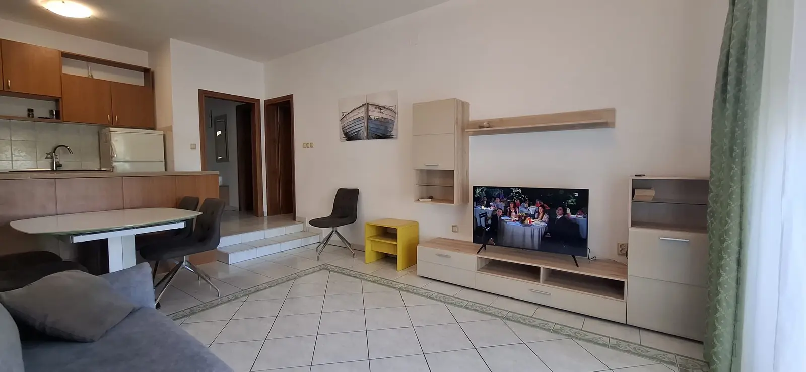 Apartment 2 — 8