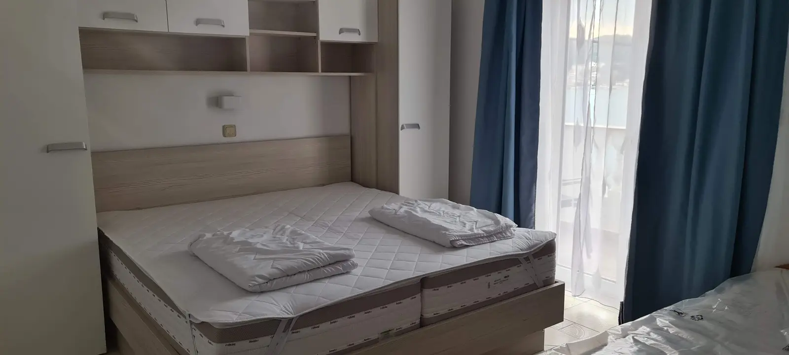 Apartment 4 — 5